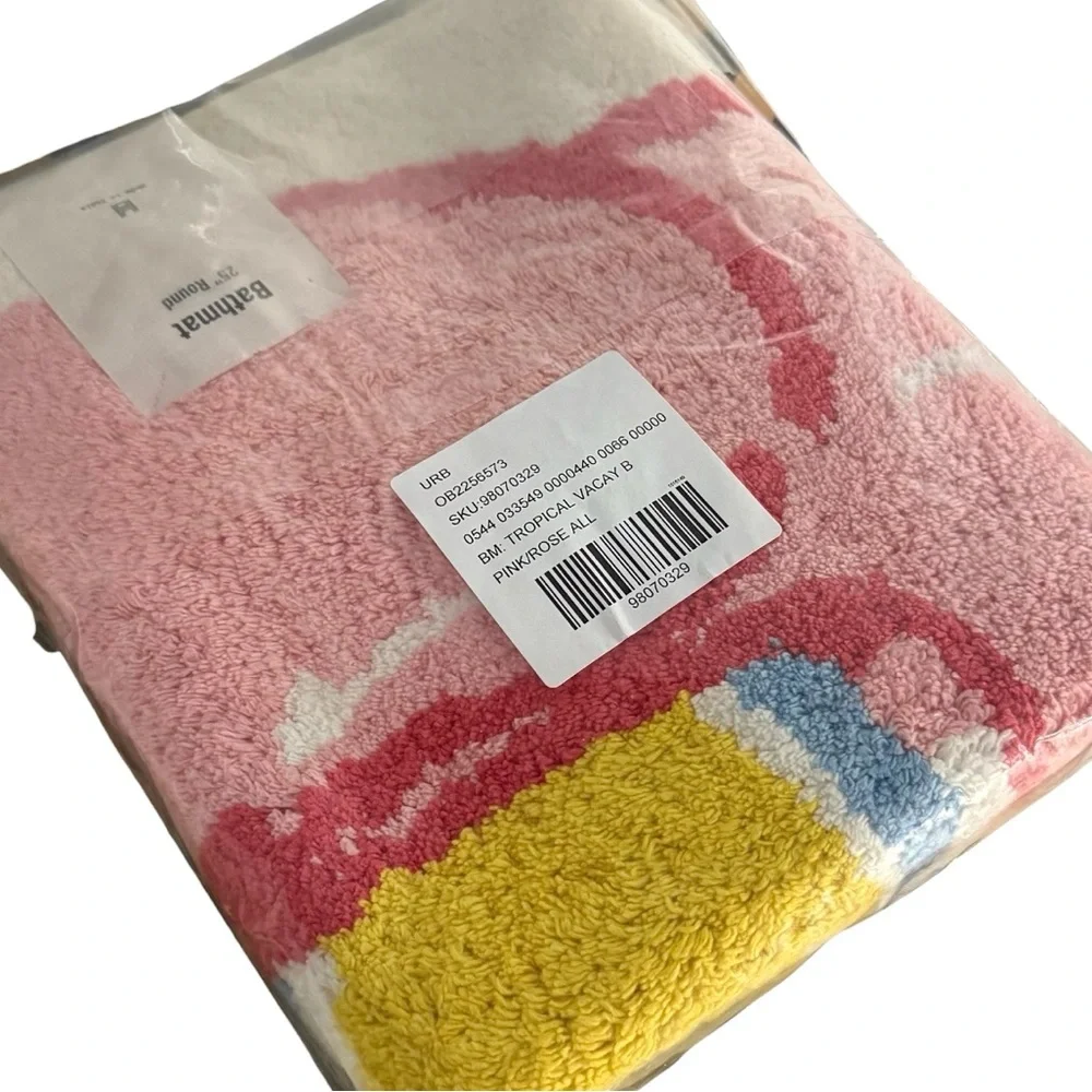 Urban Outfitters Flamingo Tropical Vacay Round Bath Mat Rug